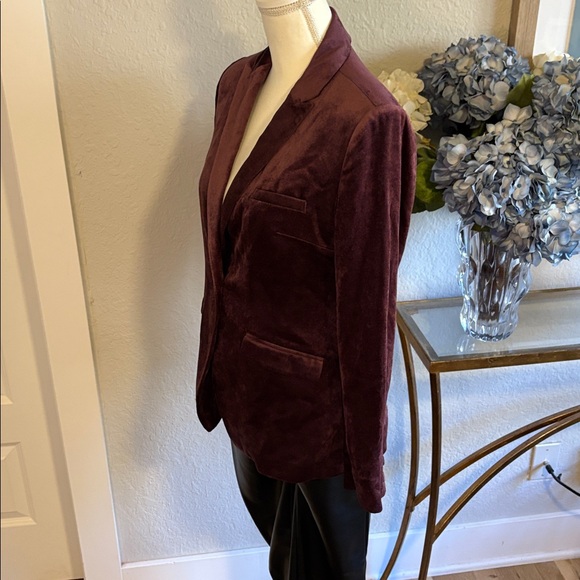 Cabi purple velvet single button  jacket sz XS like new! - Picture 2 of 5
